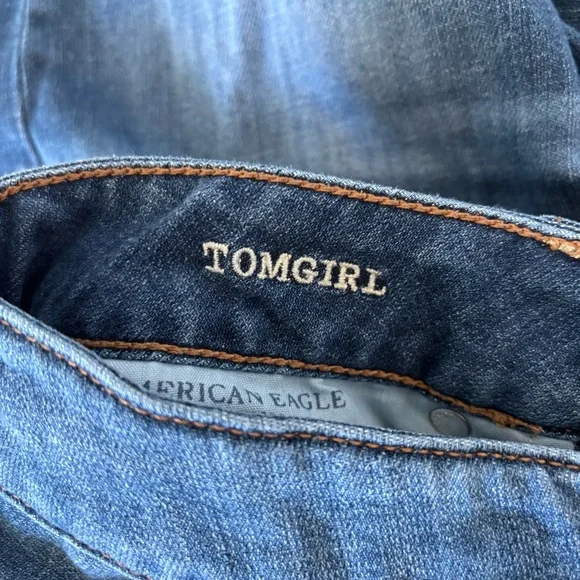 American Eagle Tomgirl Jeans - Picture 4 of 9